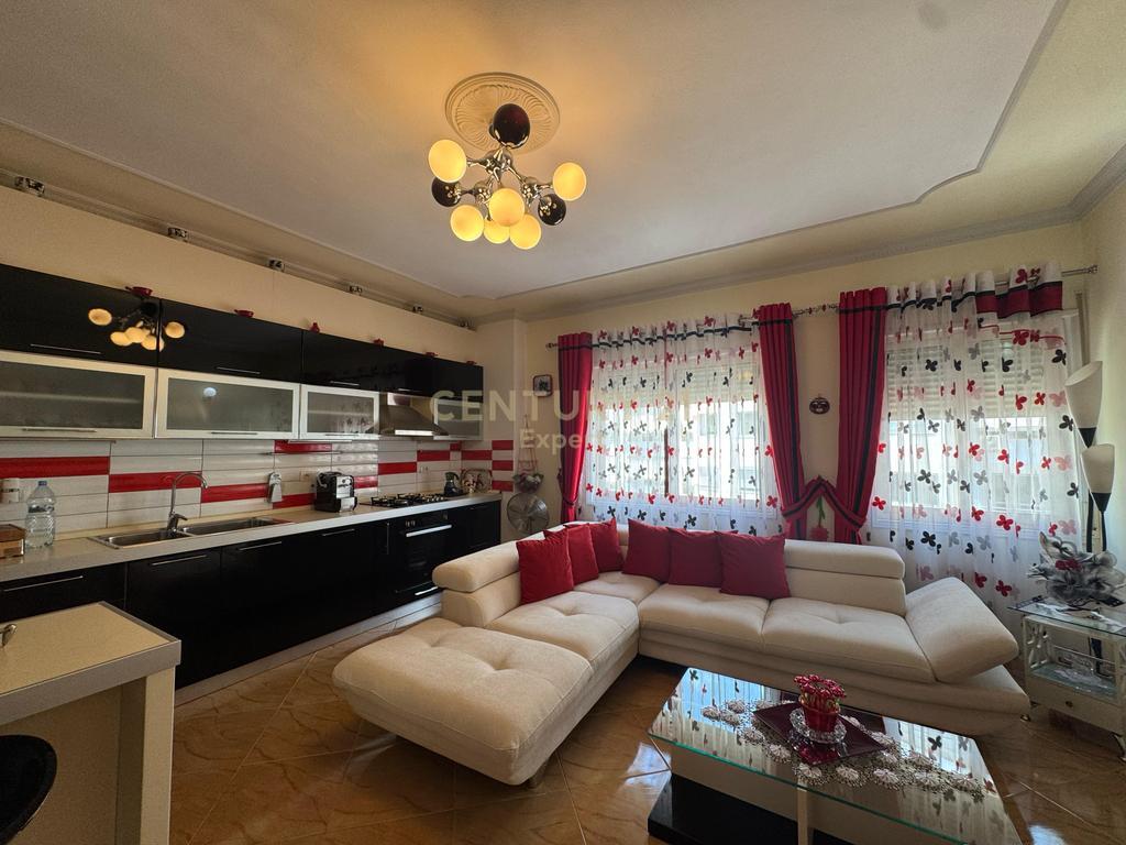 🏡 Apartment 2+1 for Rent – Fresk, near the "17 Shkurt" School (Qesarakë)