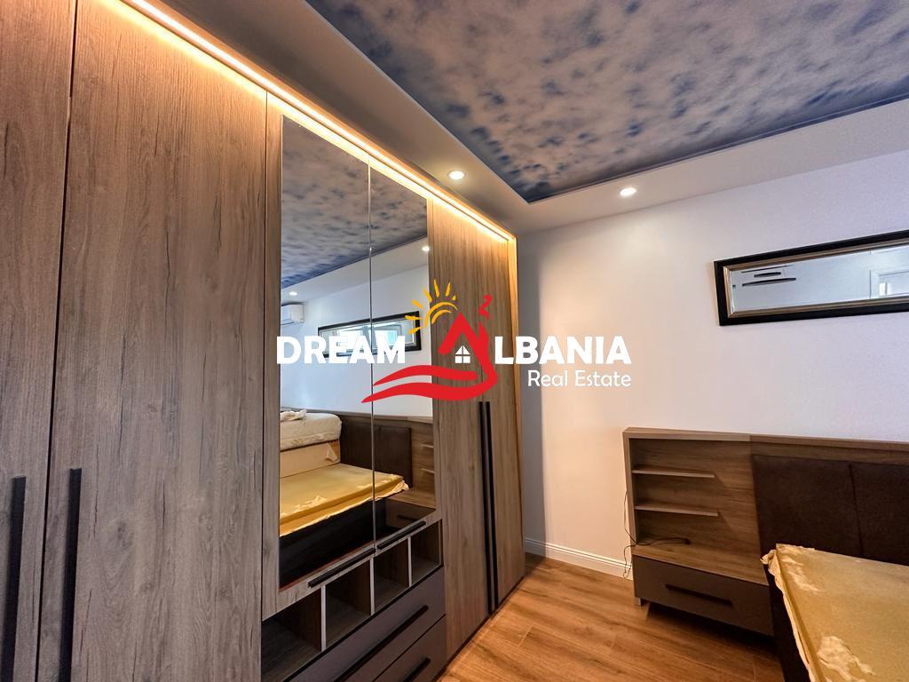 Villa Privata su Due Piani in Vendita nella zona di Kinostudio vicino alla scuola Gjon Buzuku (ID 4141027)