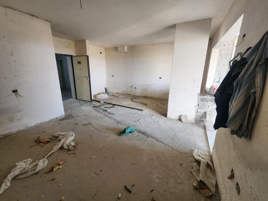 APPARTAMENTO 3+1+2 IN VENDITA SULLA SPIAGGIA HEKURUDHA, DURRËS