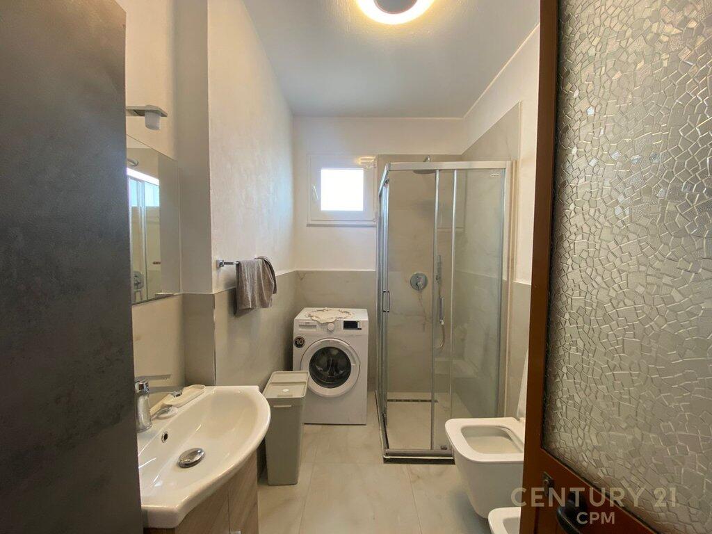 🏡 Apartment 2+1 for Rent – Commune of Paris, Tirana