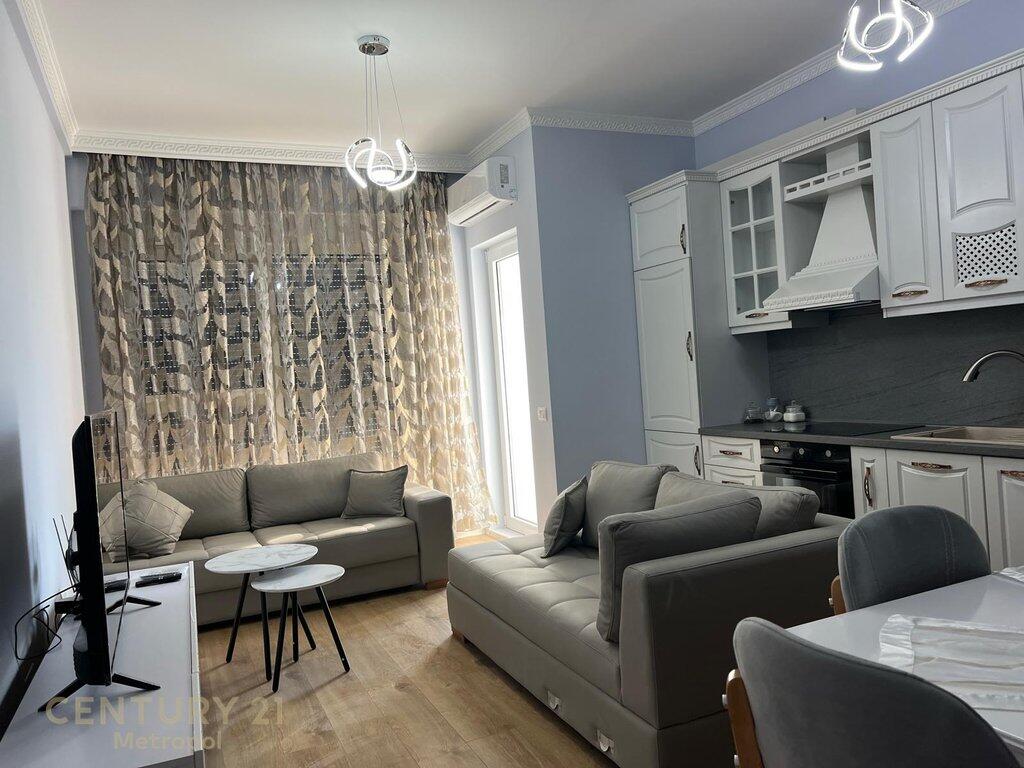 Apartment 2+1+2 for Rent – Bulevardi i Ri