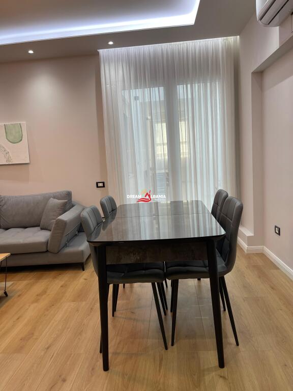 Appartamento 2+1+2 con Veranda in Vendita in via Kavaja vicino a Deliorgjit (ID 41212039)