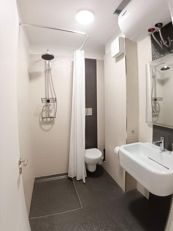 APARTMENT FOR RENT! OPTIKA ROMA, PAZAR I RI