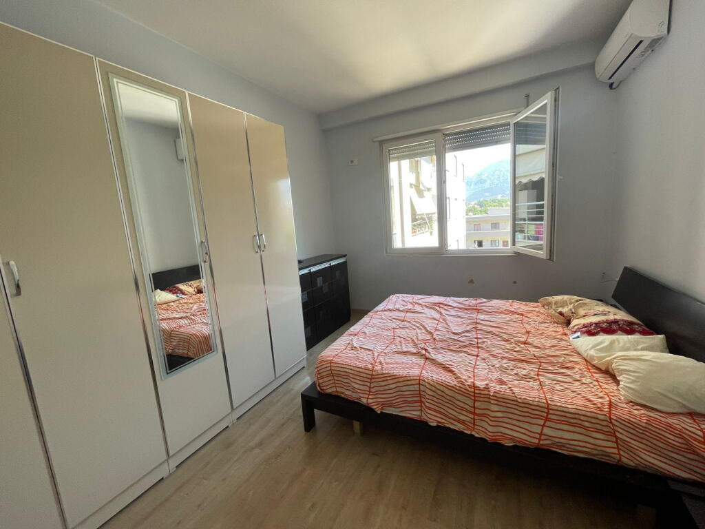 Appartamento in Affitto 2+1 a Kinostudio (ID B220287) Tirana.