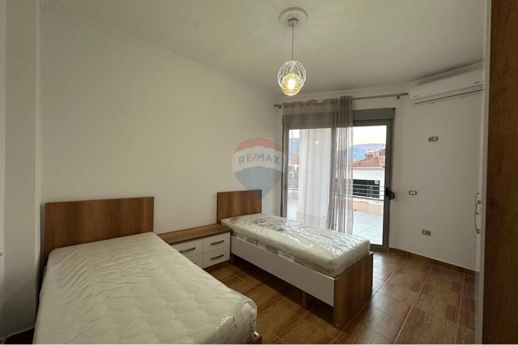 FOR RENT, APARTMENT 3+1+2, NEW MATERNITY, TIRANA !