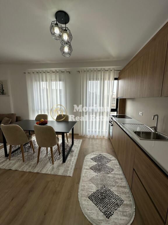 Apartment 2+1+Blk, Rruga e Dibres-Kompleksi Arlis, 650 Euro