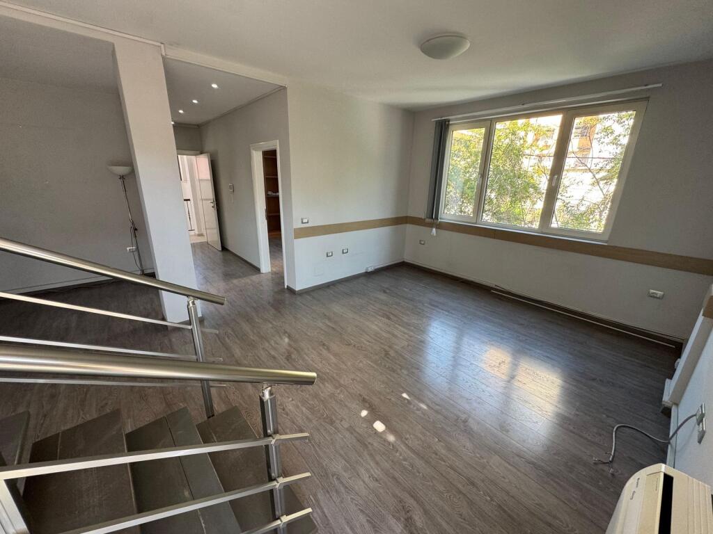 📣Qera, Ambjent per Zyra  📍Rruga e Kavajes💶 Cmimi 1200 euro ne muaj