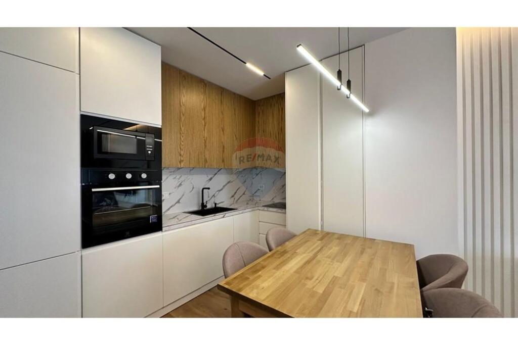Apartament 1+1 me post parkimi, Kopshti Botanik.