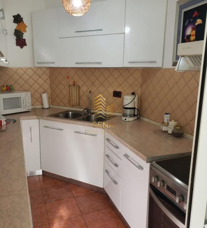 Affitto, Appartamento 2+1+2Blk, Comune di Parigi, 600 Euro/Mese