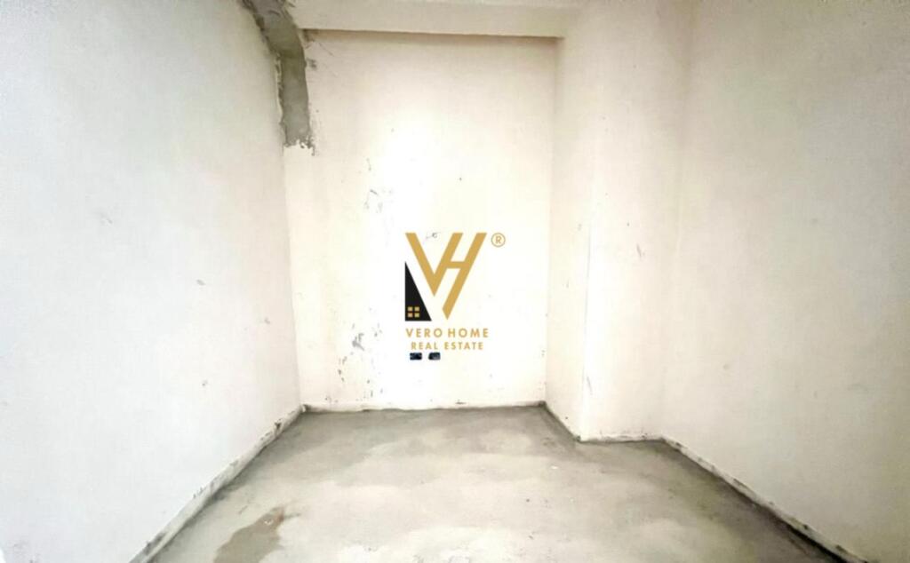 VENDESI APPARTAMENTO 3+1+2+BLK A KOMUNA E PARISIT 429.000 EURO