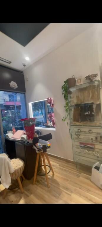 Shop for rent