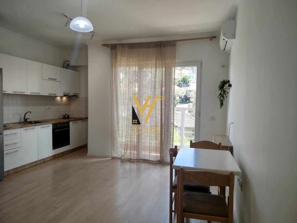 APARTMENT 1++BLK FOR RENT IN MISTO MAME 350 EURO