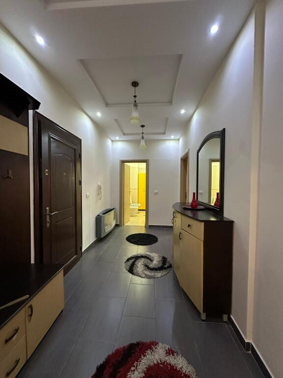 APARTAMENT 2+1+ POST PARKIMI LIQENI I THATE 600 EURO