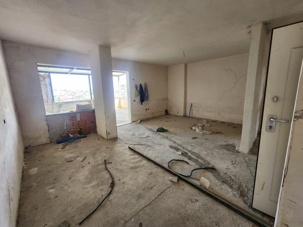 APPARTAMENTO 3+1+2 IN VENDITA SULLA SPIAGGIA HEKURUDHA, DURRËS
