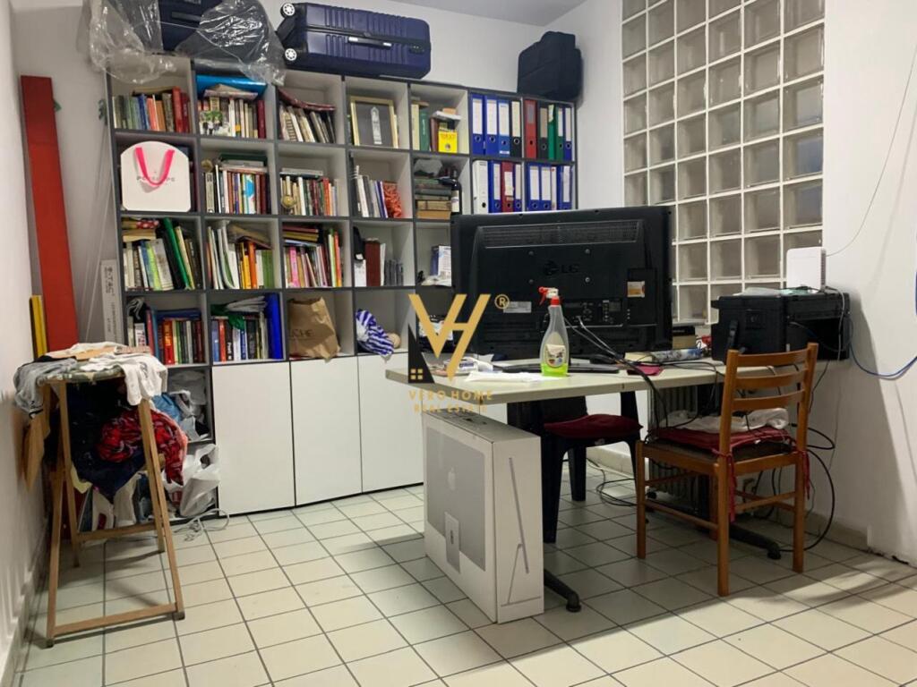JEPET APARTAMENT 3+1+2+BLK ME QERA TE LIQENI ARTIFICIAL 1.200 EURO