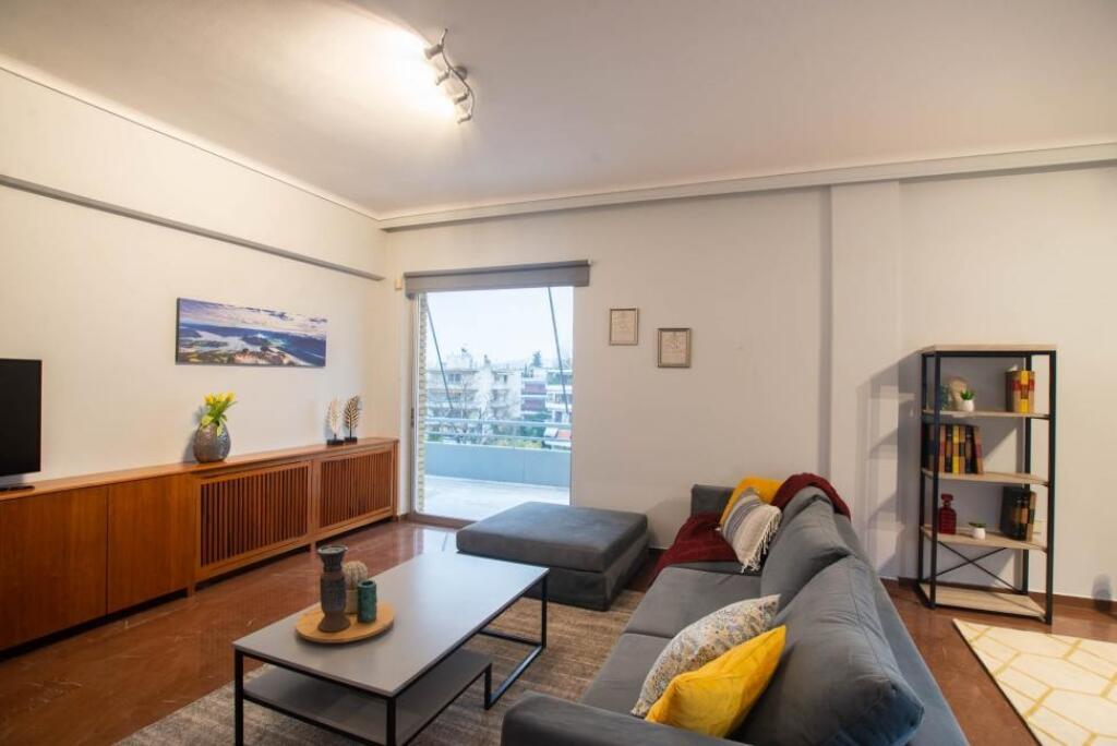 Apartment For Rent 2+1 In Kinostudio (ID B220287) Tirana.