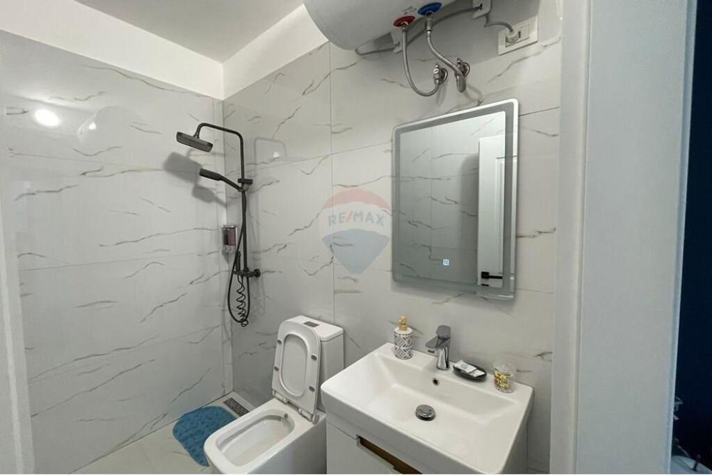 Apartament 1+1+ballkon me Qira tek 21 Dhjetori