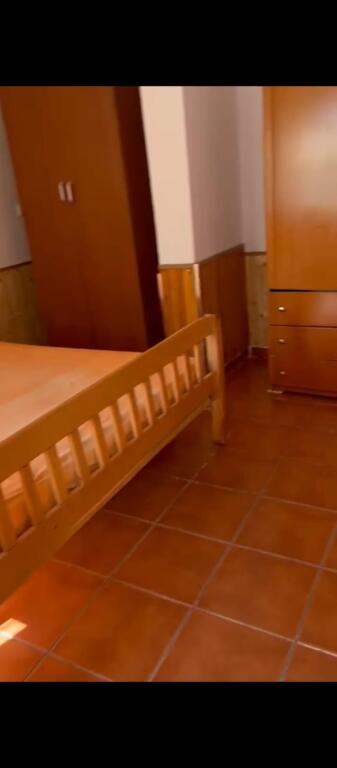APPARTAMENTO 1+1. 28000 LEKE. DIETRO L'OSPEDALE AMERICANO 2