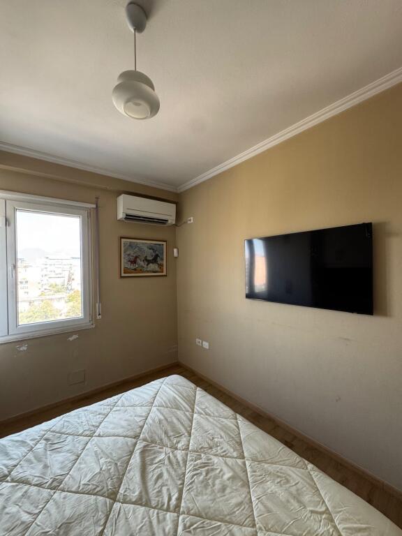 Jepet apartament 2+1+2 vende parkimi me qera tek Kika 2