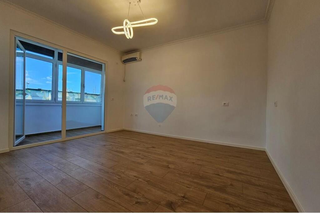 2+1 Apartment for sale on Bardhyl Street! !