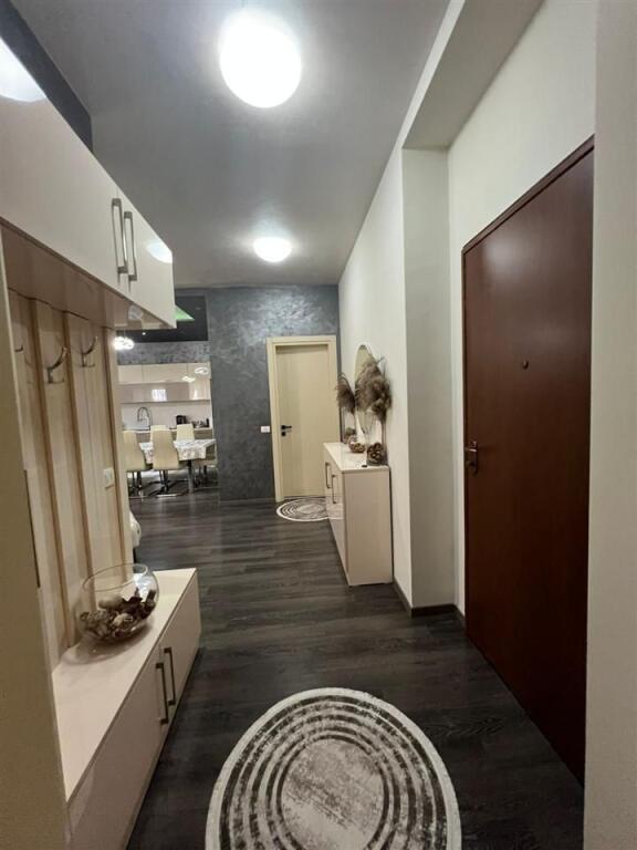 VENDESI APPARTAMENTO 2+1 VIA KAVAJES 290.000 EURO