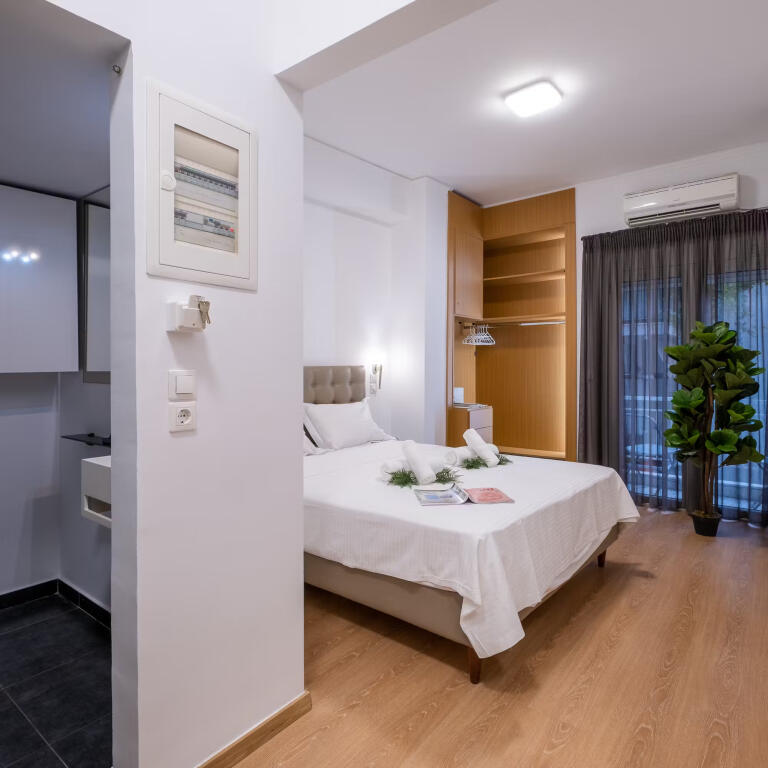 Appartamento in Affitto 3+1+2 a Bllok (ID B230166) Tirana​