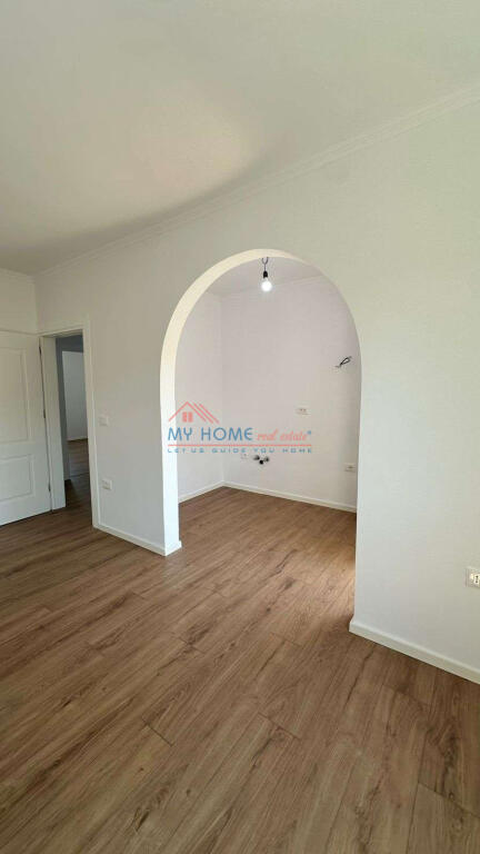 Apartament 2+1 ne shitje tek Pediatria Tirane