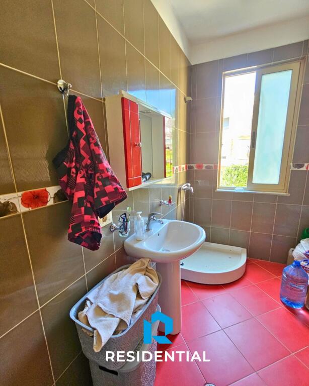 Ne Fresk, Shitet Apartament 2+1+2 Me Çmim Okazion 1049€/m²!
