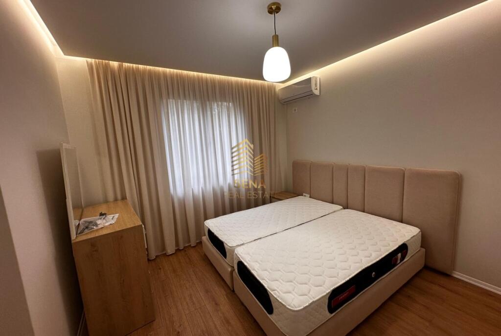 Rent, Apartment 1+1+balcony, New Bazaar – Riza Cerova Street, 55,000 Lek/month