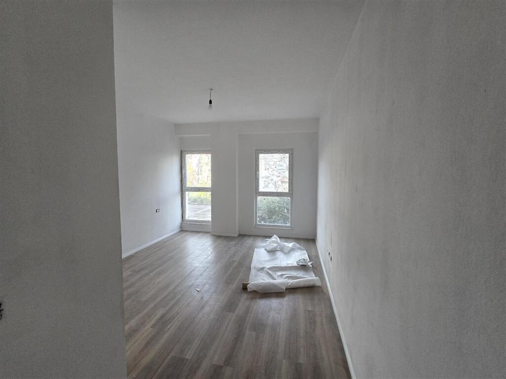 🏢 Apartment 1+1 for sale in Aura Residence - Dritan Hoxha Street!
