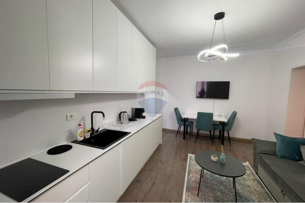 Appartamento 1+1+balcone in Affitto a 21 Dhjetori
