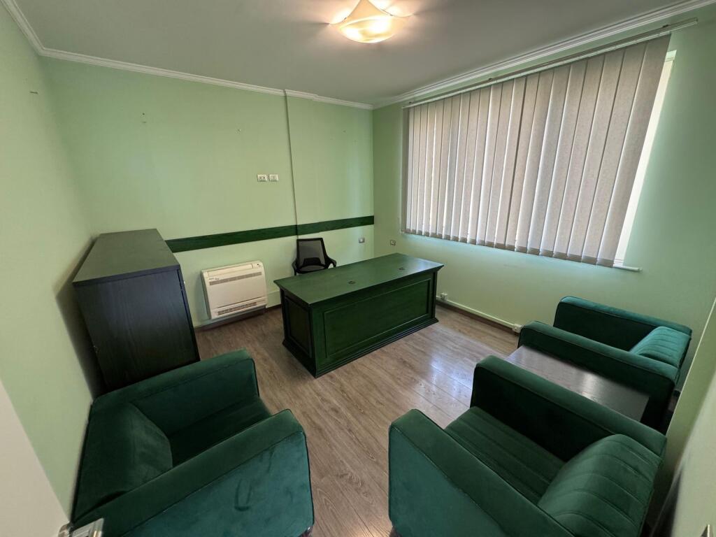 📣Qera, Ambjent per Zyra  📍Rruga e Kavajes💶 Cmimi 1200 euro ne muaj
