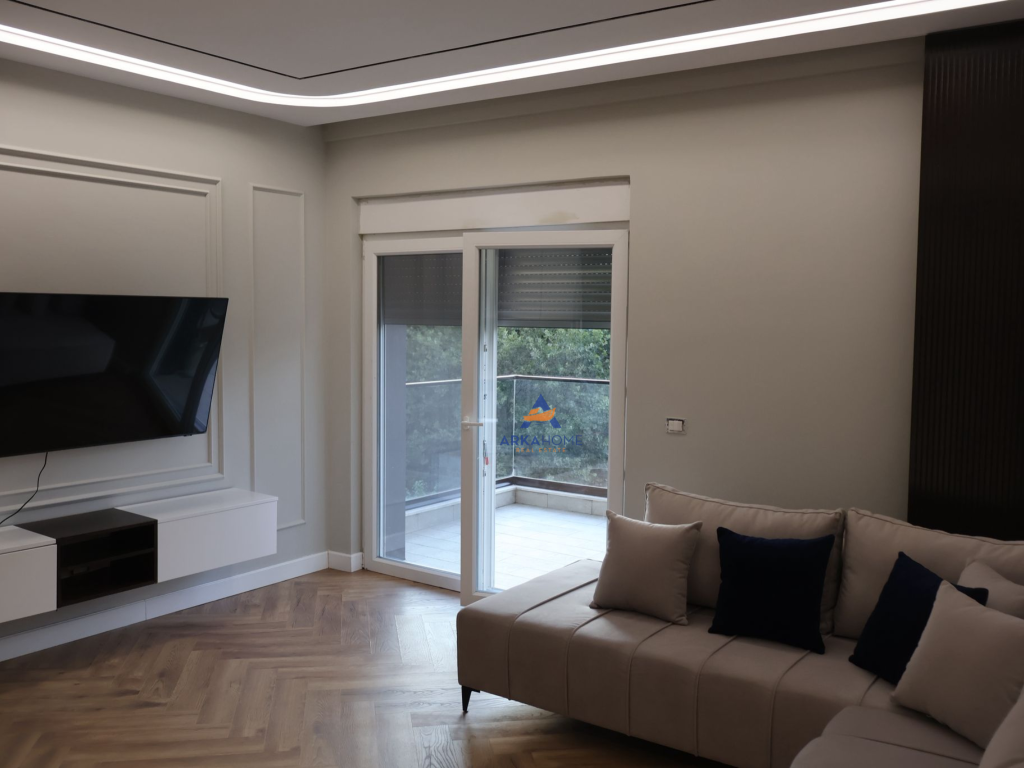 VENDESI APPARTAMENTO 2+1+2BALCONI "TE SPAR,ALI DEMI" 250.000 EURO