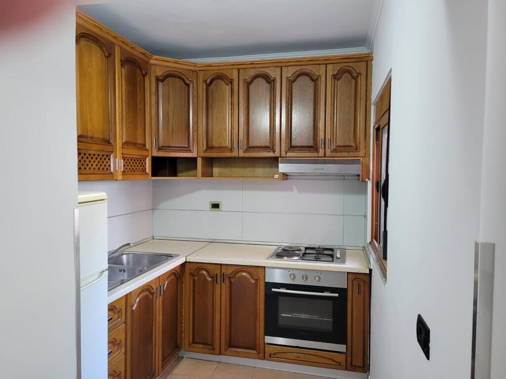 Jepet me qira apartament 1+1 ne Selite 35.000 leke