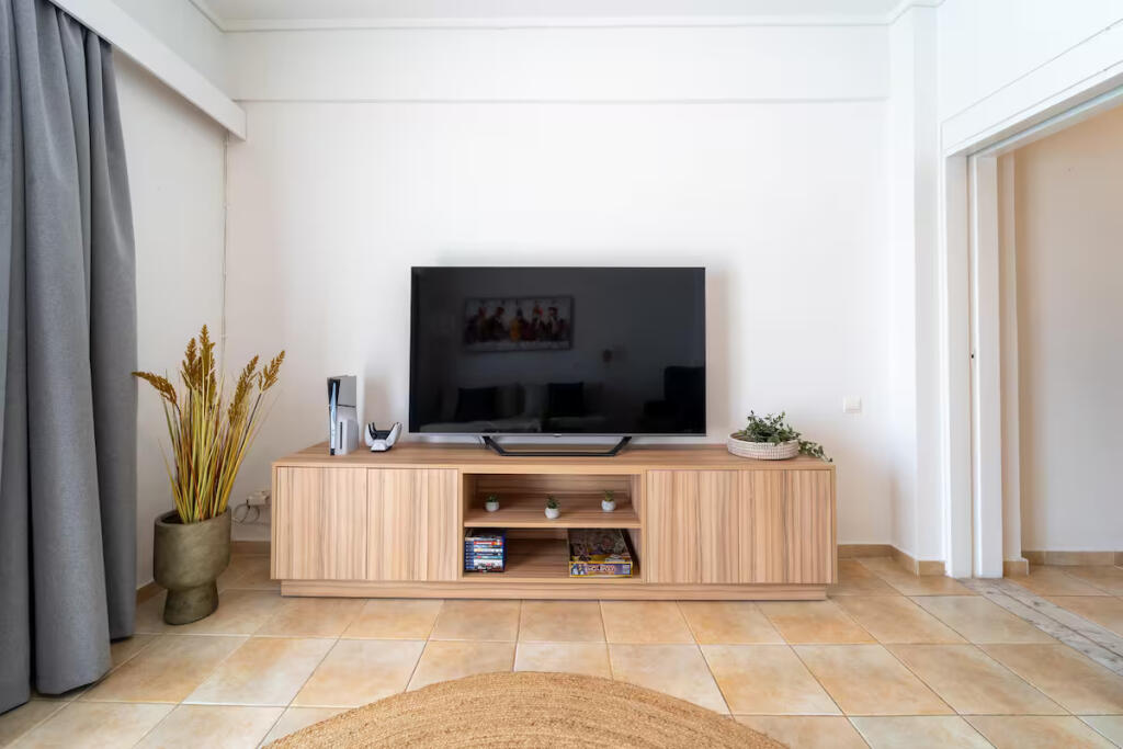 Apartment For Rent 1+1 In Bllok (ID B210547) Tirana