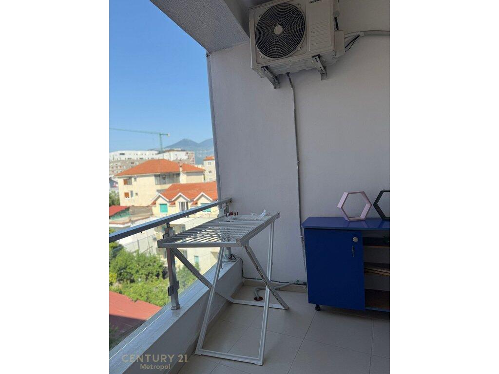 🏢 Jepet me Qira Apartament 2+1 pranë Konvikteve të Inxhinierisë së Ndërtimit
