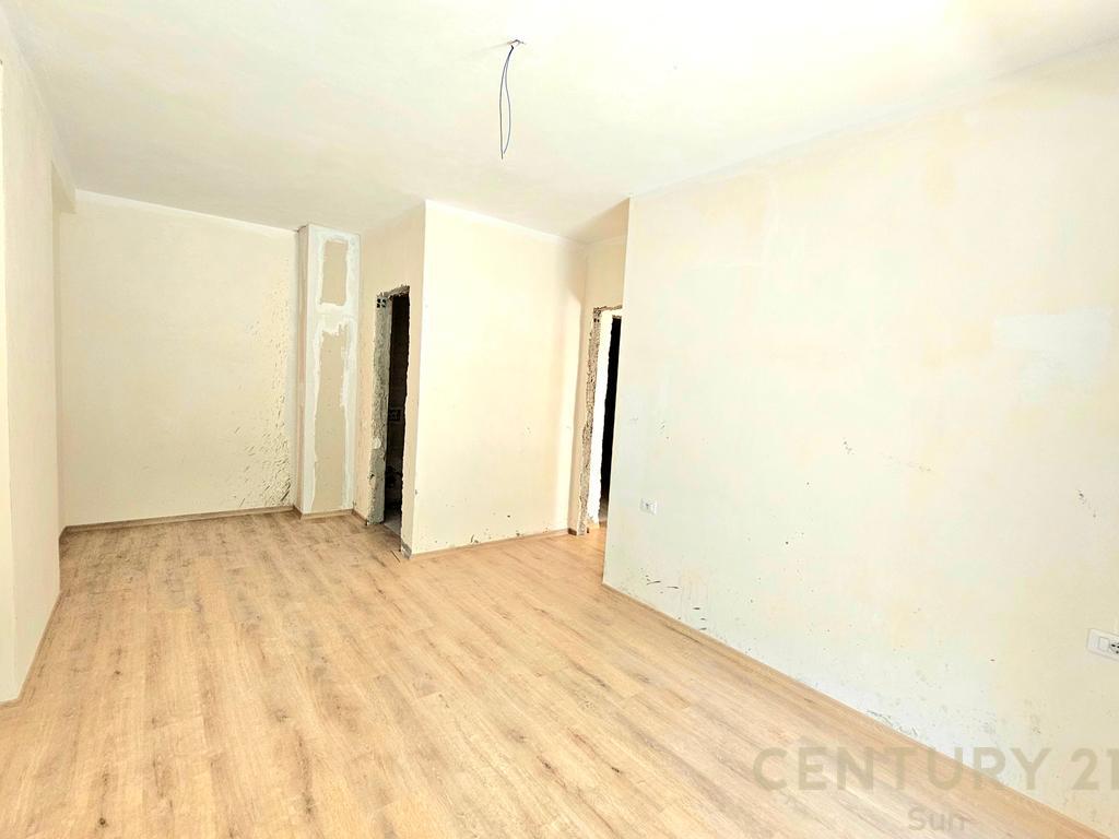 APARTMENT 2+1+2 FOR SALE ON ELBASANI STREET
