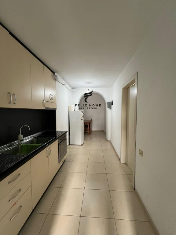 APARTAMENT ME QERA 1+1 LAPRAKE 420 EURO