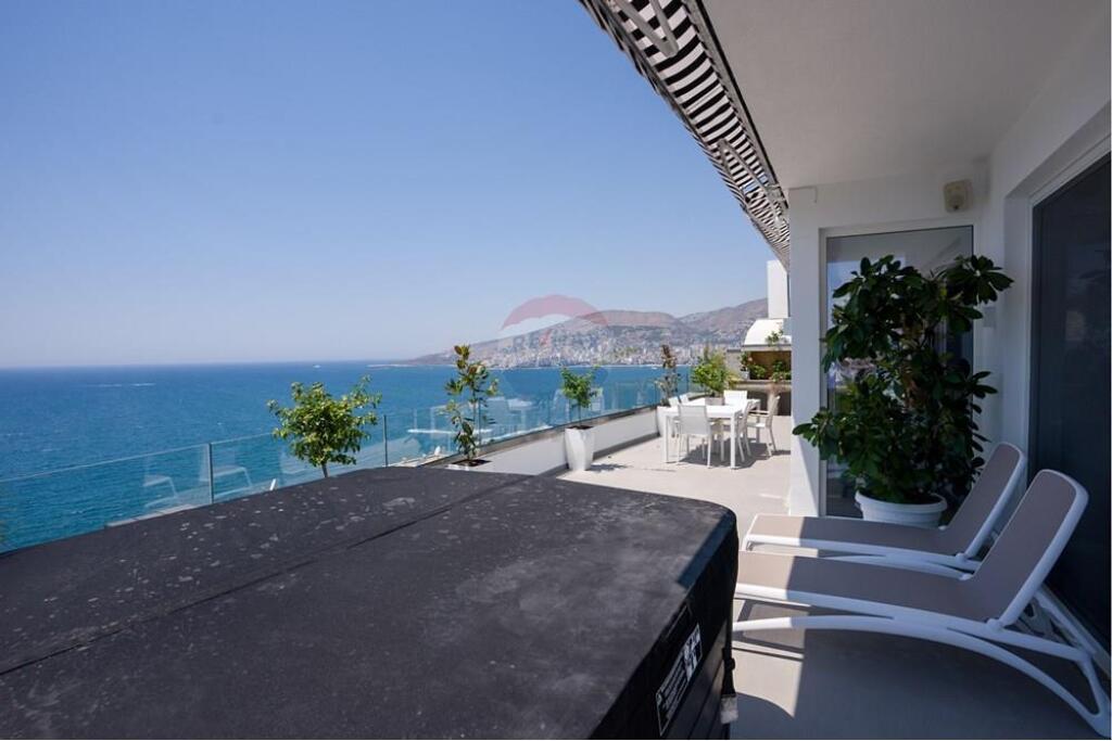 Penthouse - Për Shitje - Rruga Butrinti, Riviera, Sarandë