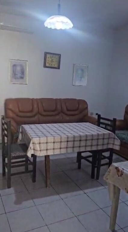 Affitto, Ingresso Privato 1+1, ,Ali Demi,400 Euro/Mese