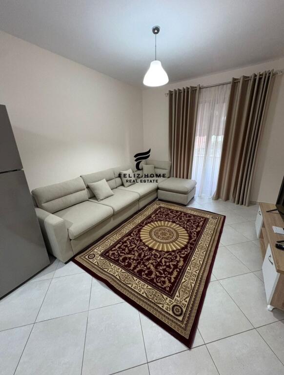 APARTAMENT ME QERA 2+1+2 RRUGA DIBRES 600 EURO
