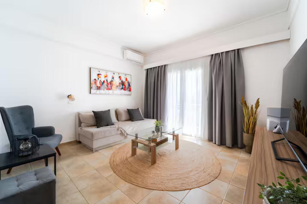 Apartment For Rent 1+1 In Bllok (ID B210547) Tirana