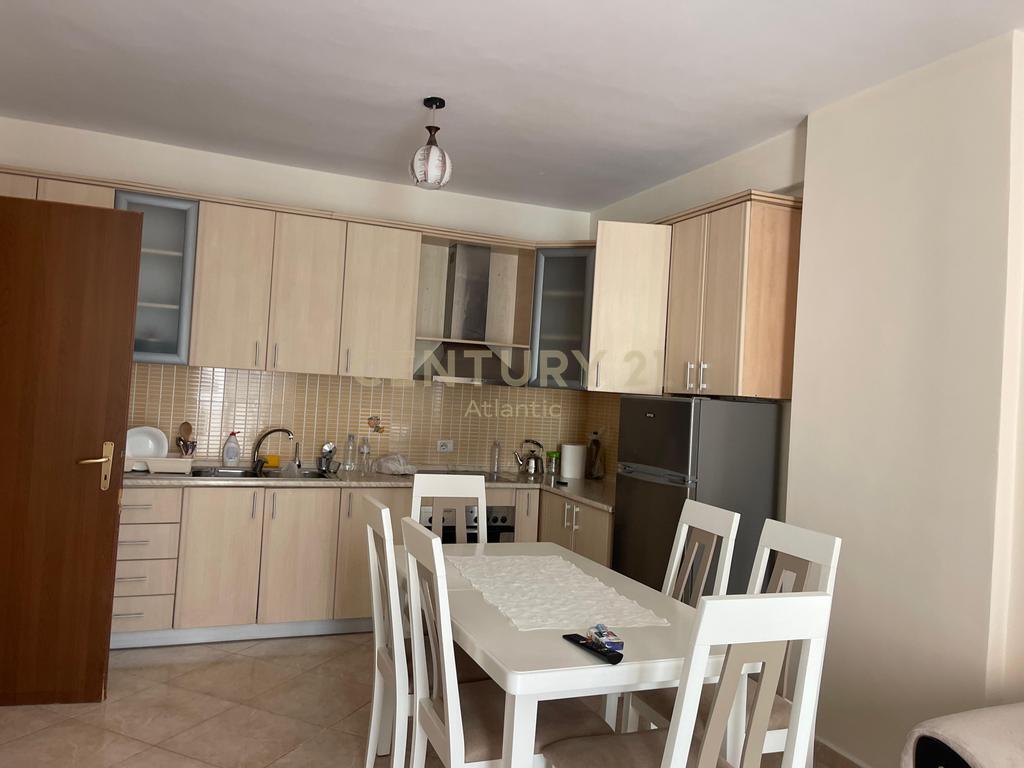 Apartment 1+1 for rent at Plazh Rrota Kuqe, Durres!
