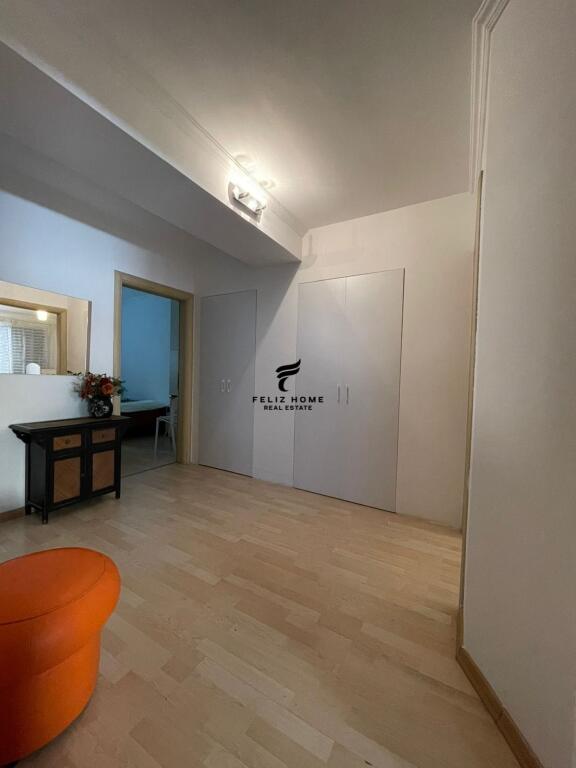 APARTAMENT ME QERA 2+1 BLLOK 800 EURO
