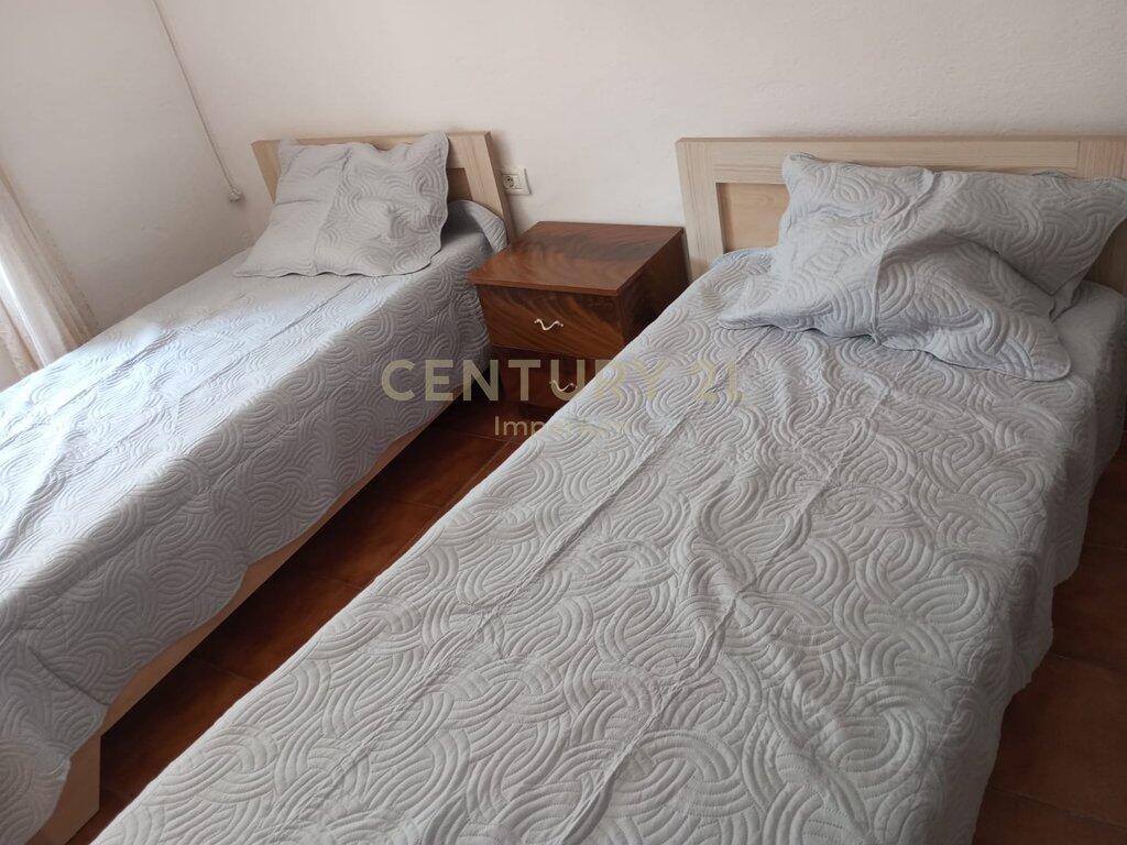 Appartamento 2+1 + Posto Auto in Affitto – Pazari i Ri