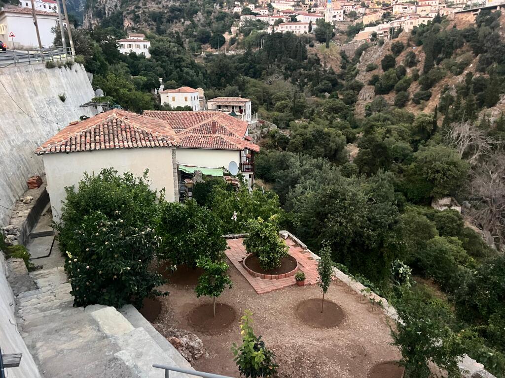 Shtepi Private Per Shitje Ne Dhermi, Vlore