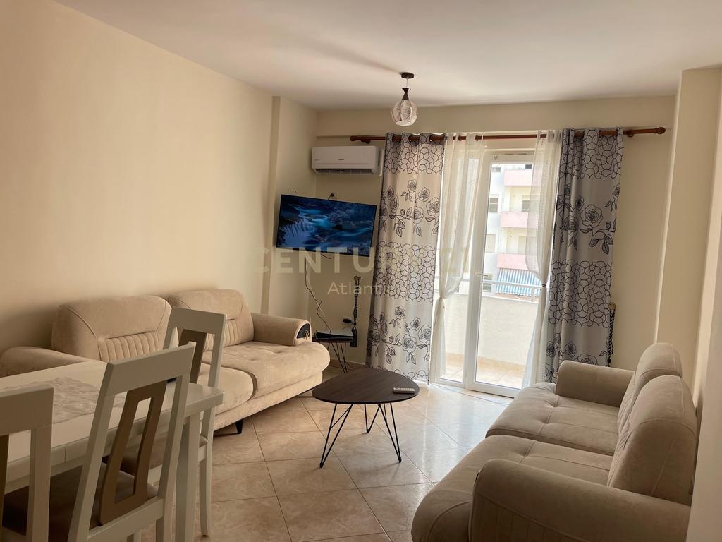 Apartment 1+1 for rent at Plazh Rrota Kuqe, Durres!