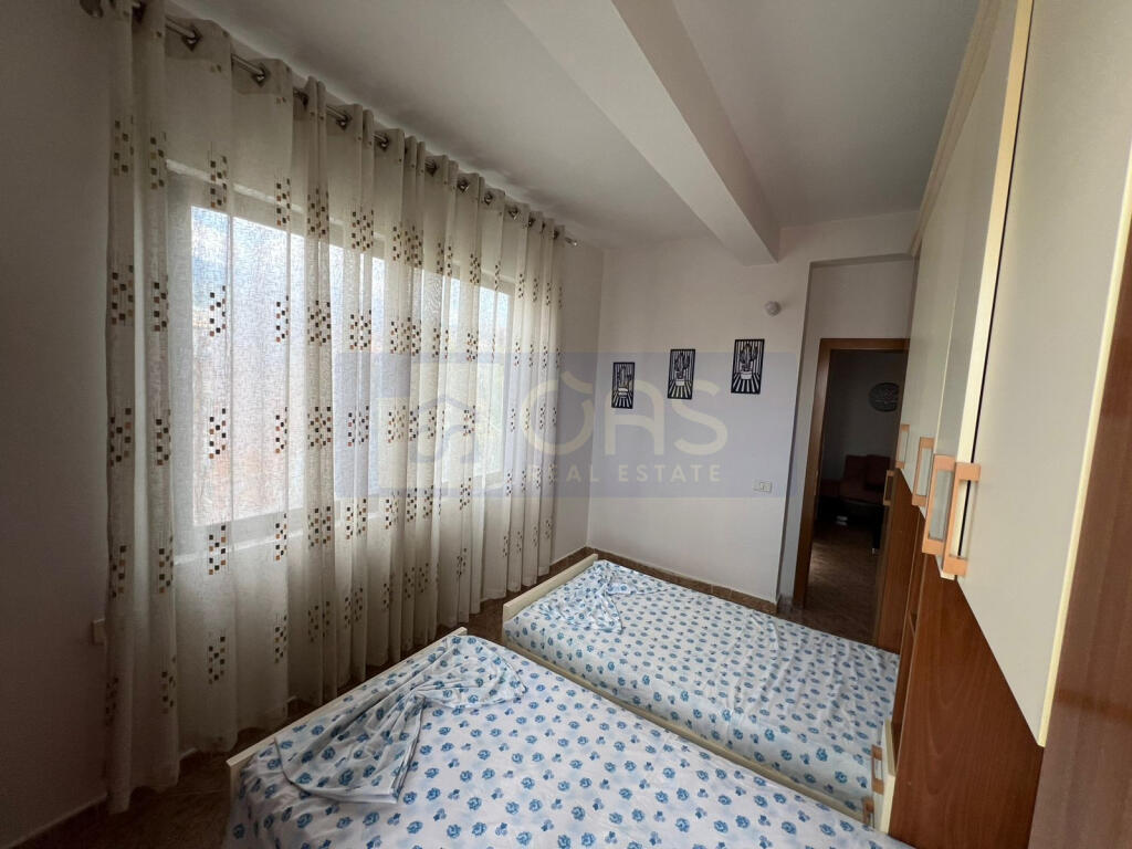 3+1 apartment for rent Dibra Street