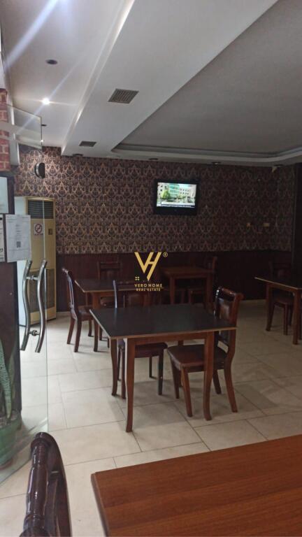 SHITET LOKAL 130 M2 NE FIER 130.000 EURO