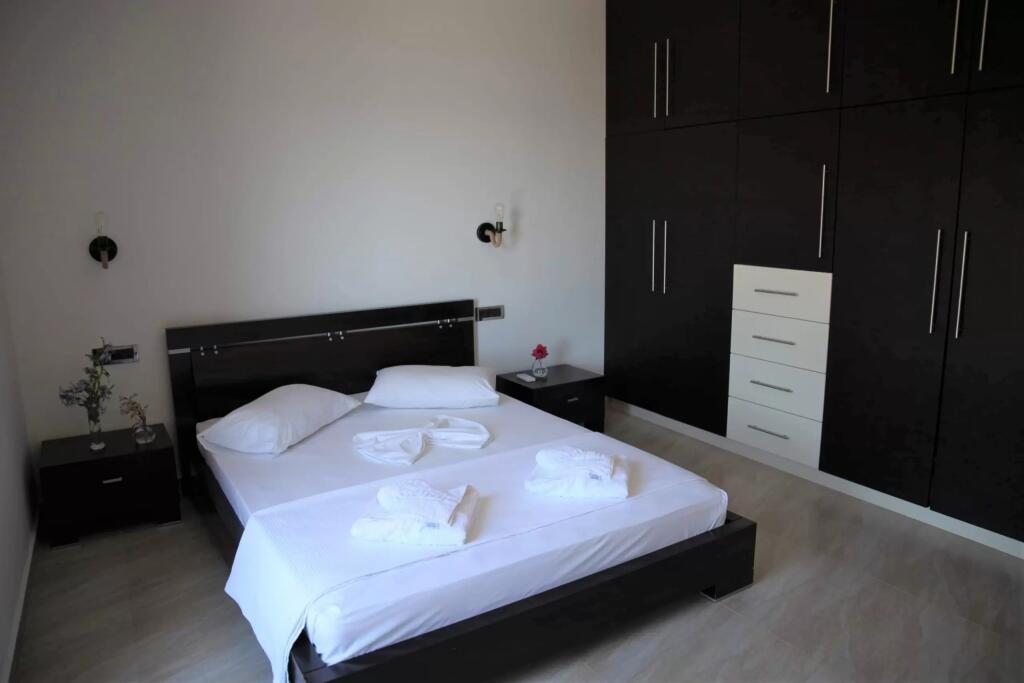 Apartament Me Qera 1+1 Tek Kodra e Diellit (ID B2101219) Tirane